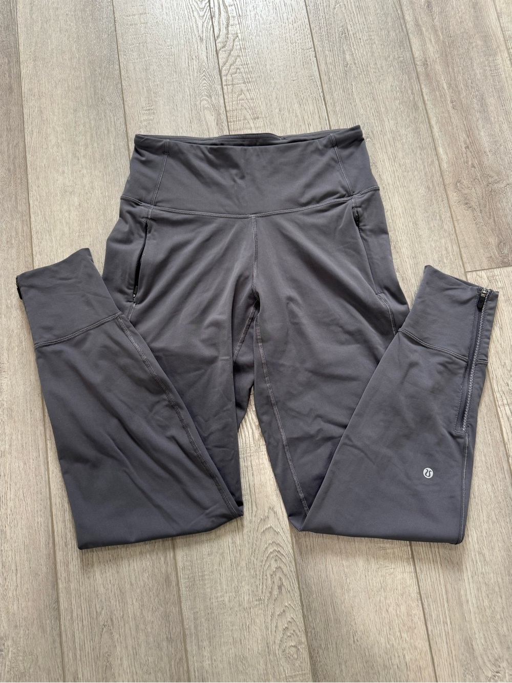 Lululemon Gray Athletic Leggings size 4